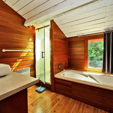 Coloniale De Prestige De Nature Et Océan à Côté Des Plages Avec Jacuzzi Privatif