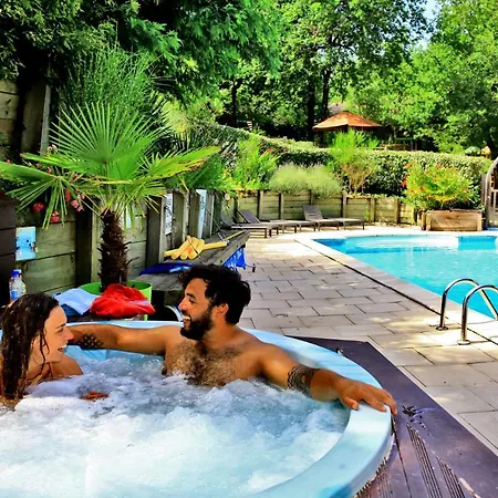 Coloniale De Prestige De Nature Et Océan à Côté Des Plages Avec Jacuzzi Privatif